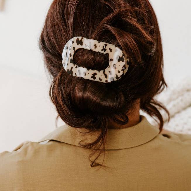 Blonde Tortoise Flat Round Clip