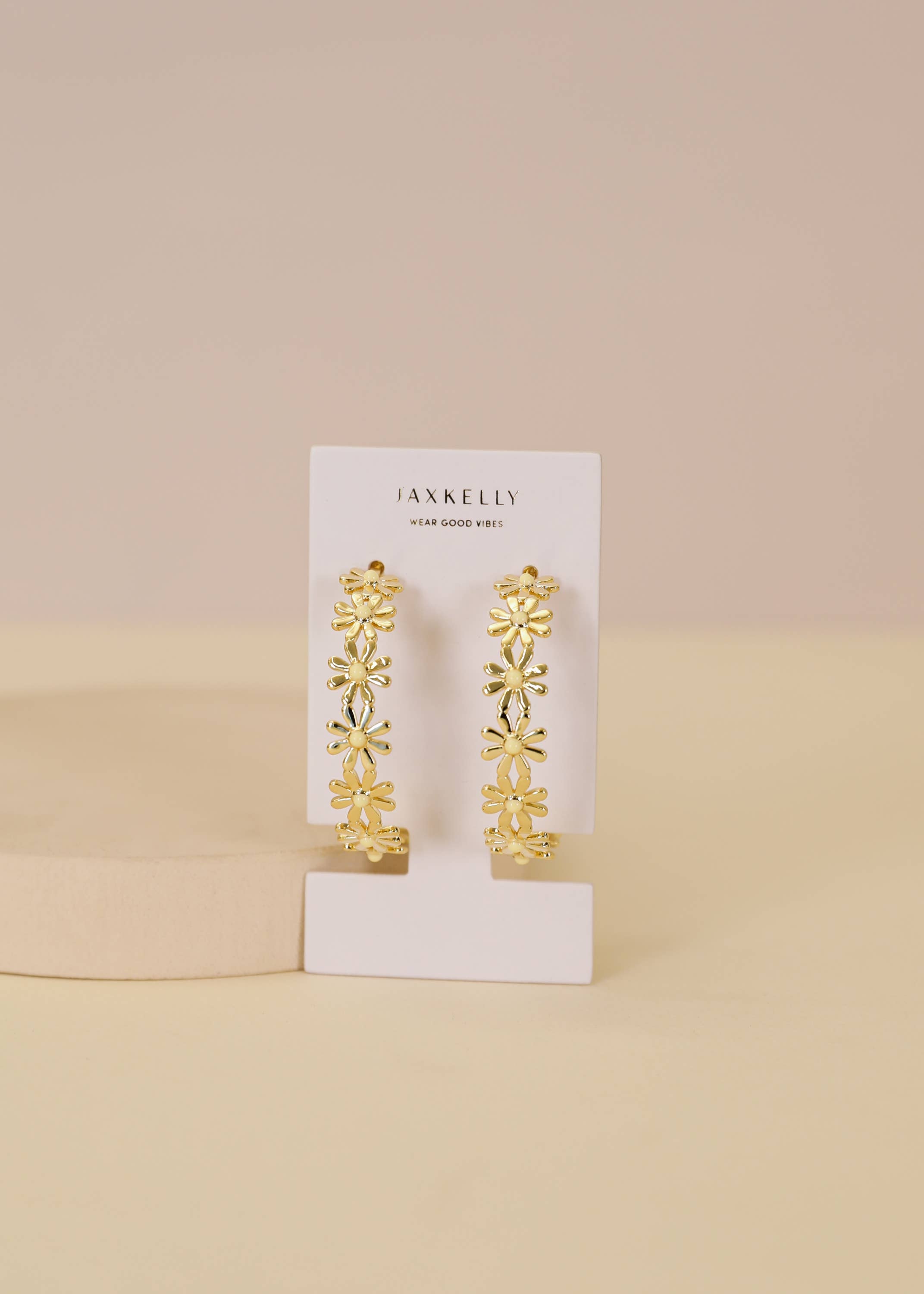 Daisy Chain Hoop Earring