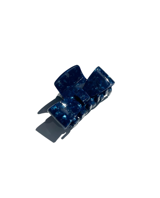 Classic Bow Claw Clip