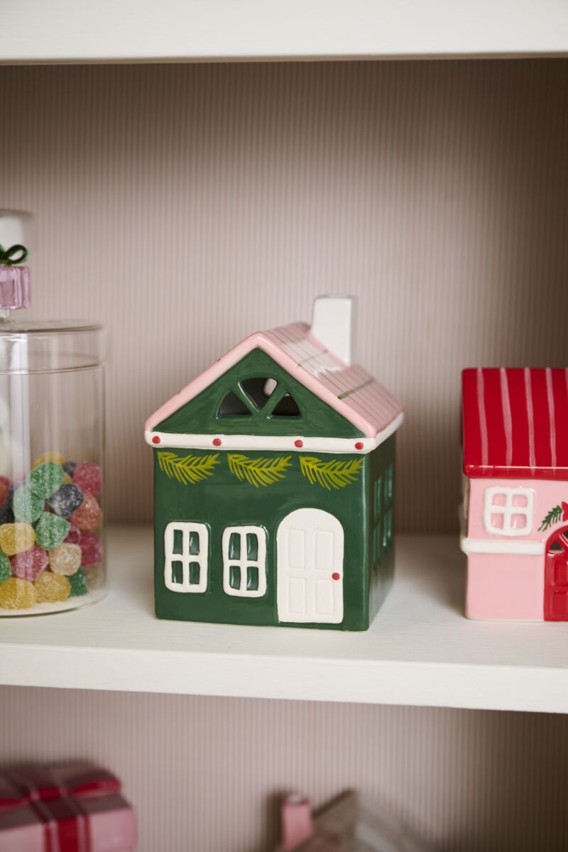 Merrivale House Figurine