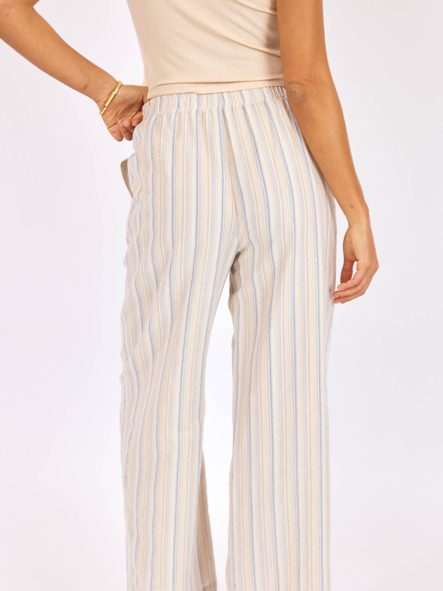 The Lands Pull On Pants