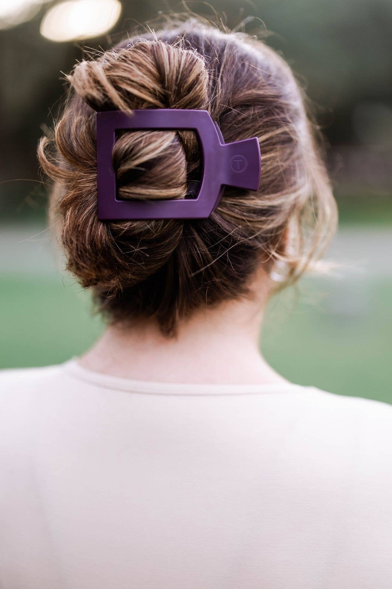Burgundy Bliss Square Flat Hair Clip