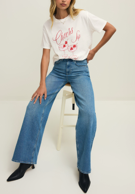 Cheers Boyfriend Tee