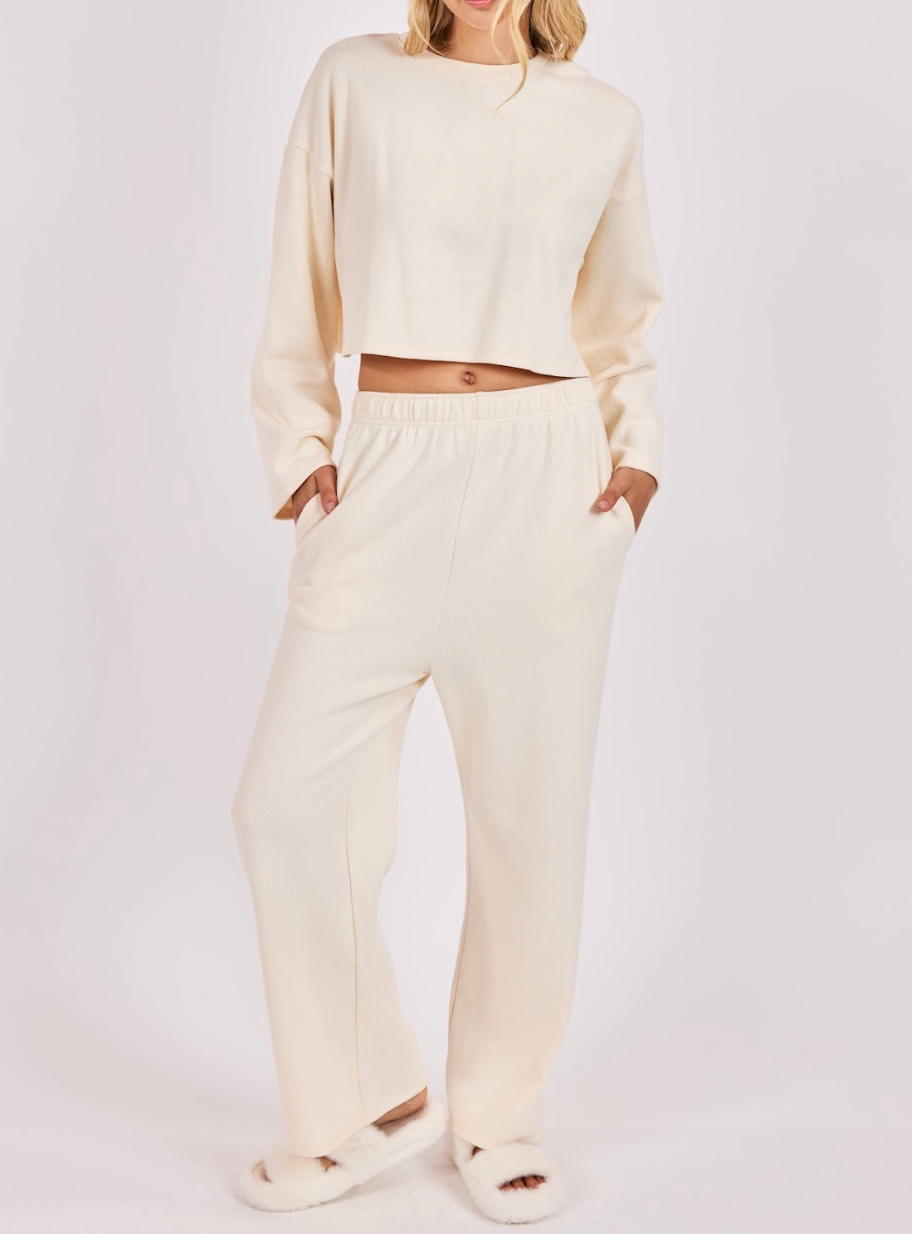 Relaxed Stay Wide Leg Pants