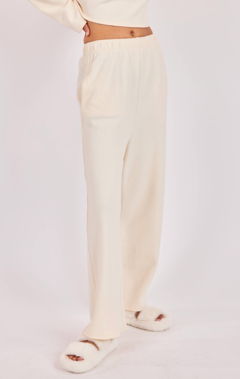 Relaxed Stay Wide Leg Pants