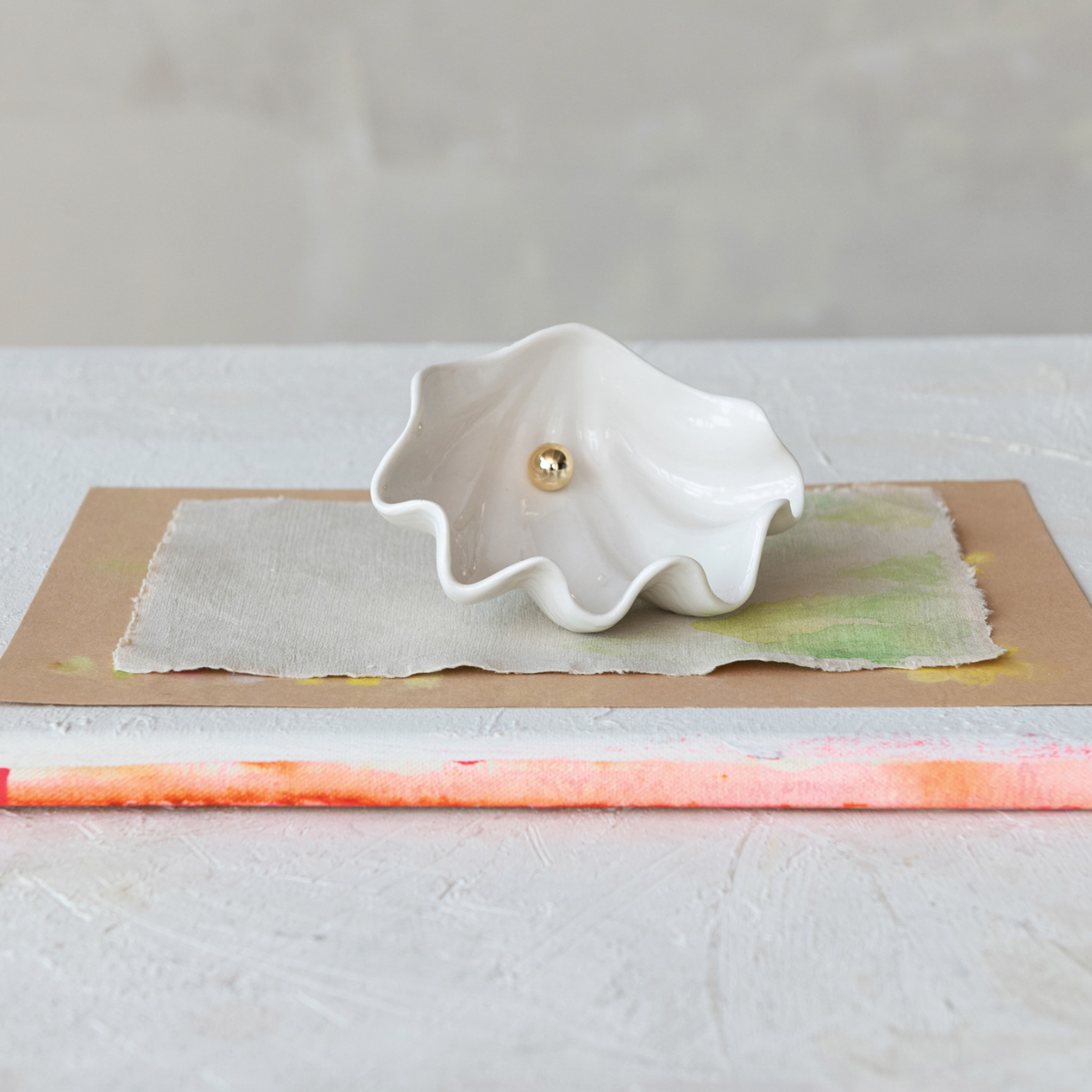 Clam Shell Dish with Gold Pearl
