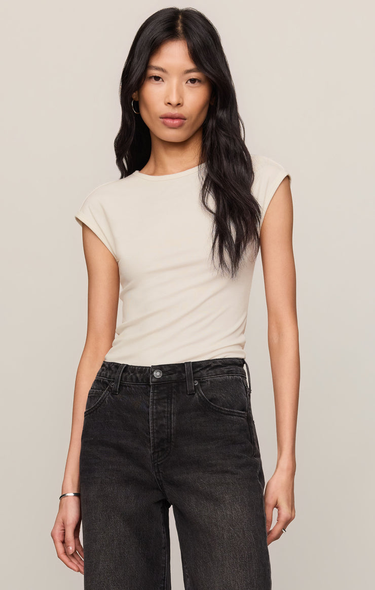 Second-skin short-sleeve top, cream-beige crew neck with draped side seams