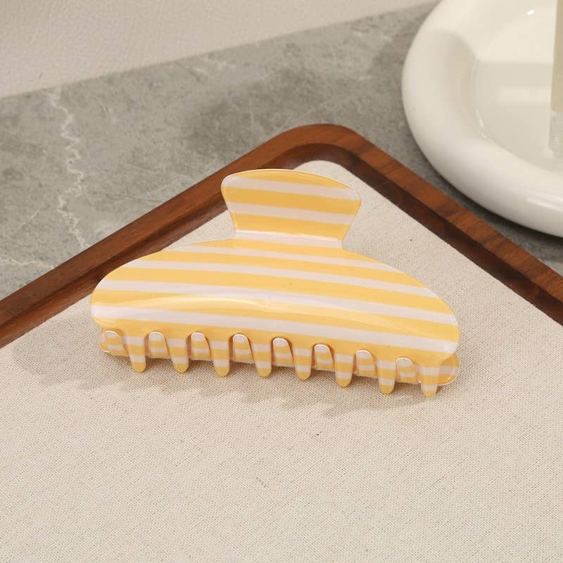 Jumbo Stripe Plaid Oval Hair Claw Clips