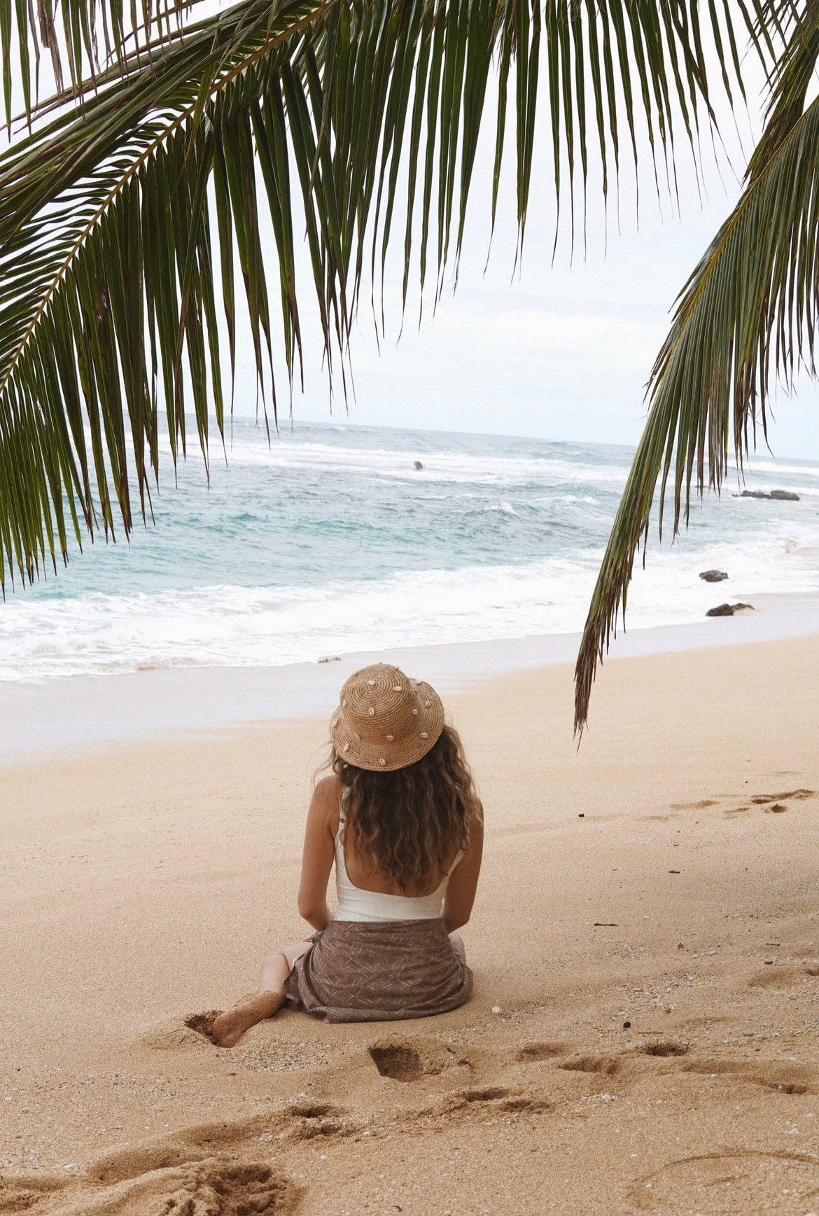 Puka Shell Raffia Bucket Hat