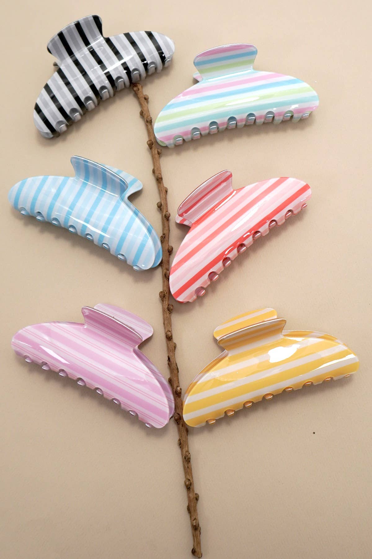 Jumbo Stripe Plaid Oval Hair Claw Clips