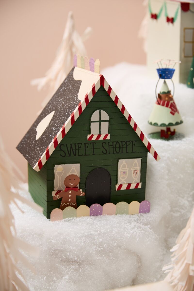 Santa's Plant Village - Sweet Shop