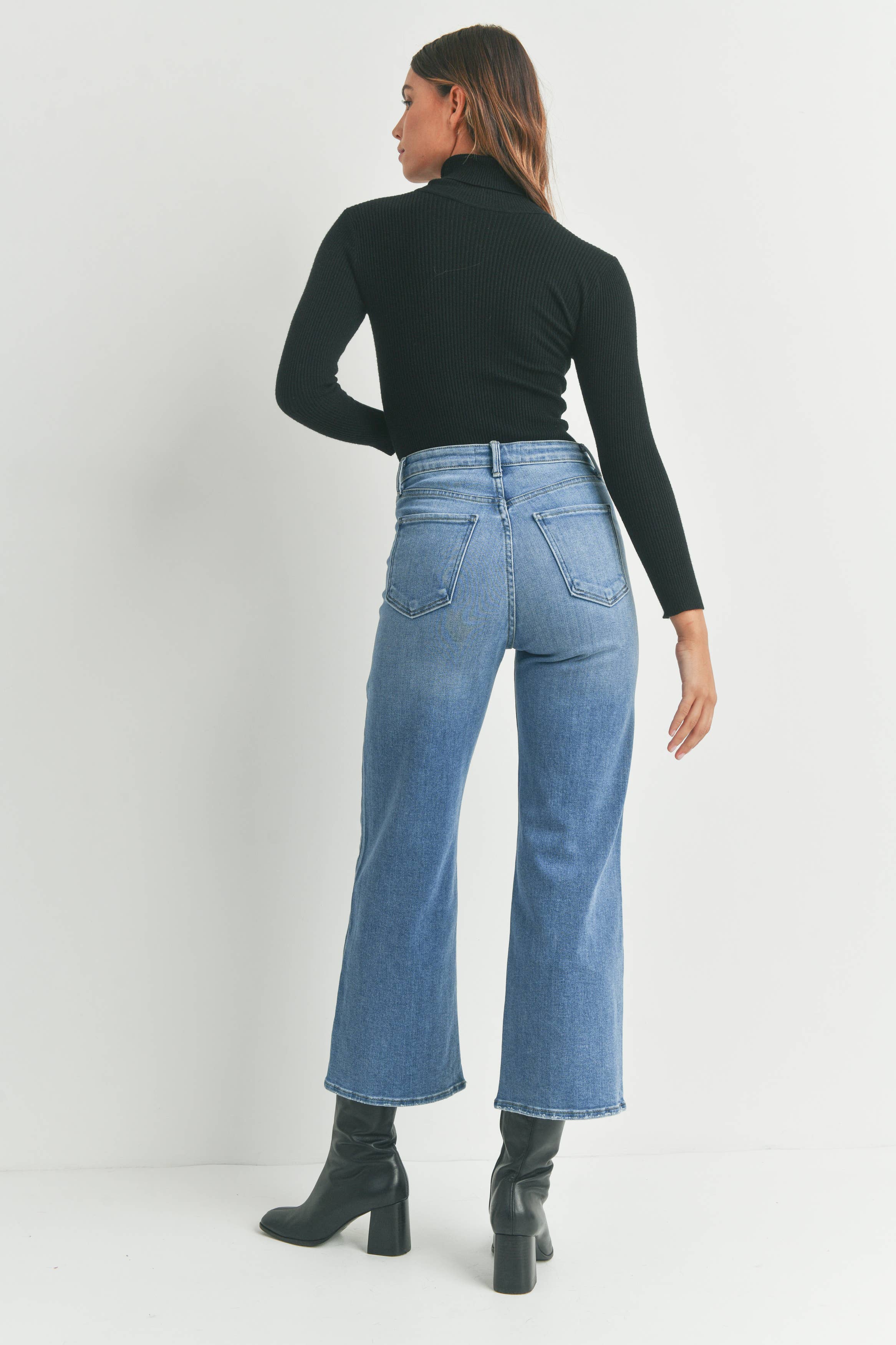 Cargo Pocket Wide Leg - Medium Denim