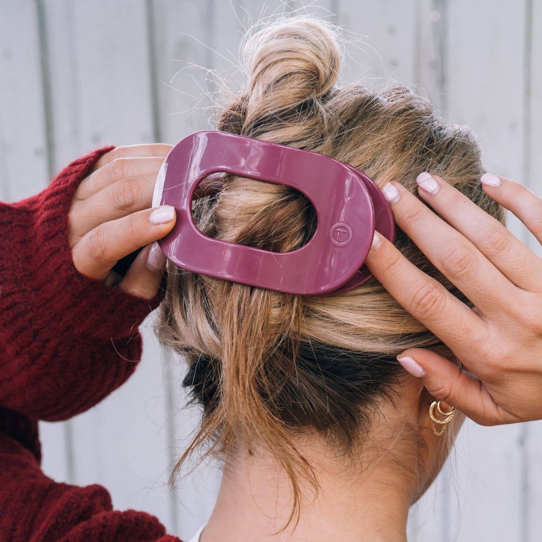 Wild Side Flat Round Hair Clip