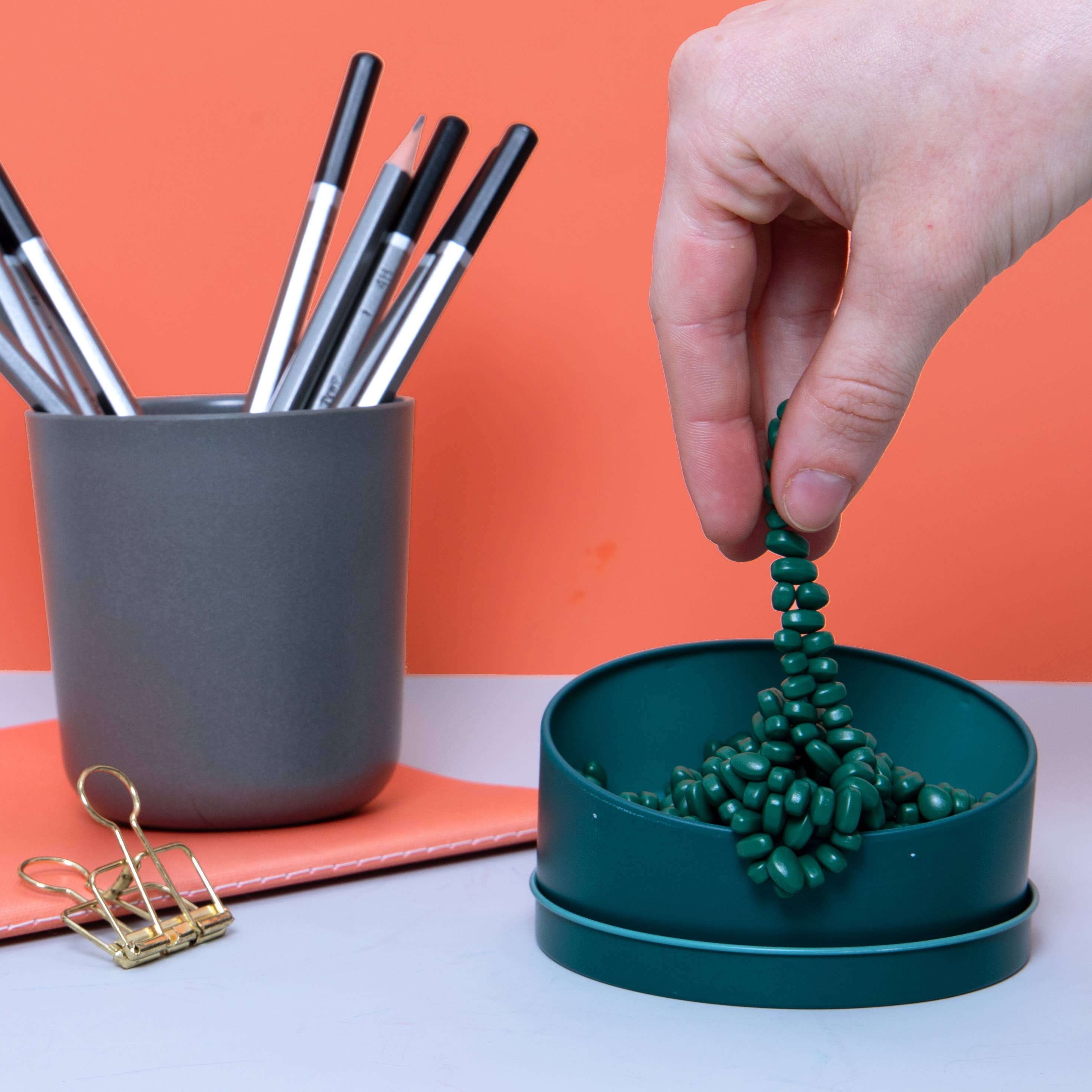 Matte Crags Magnetic Putty