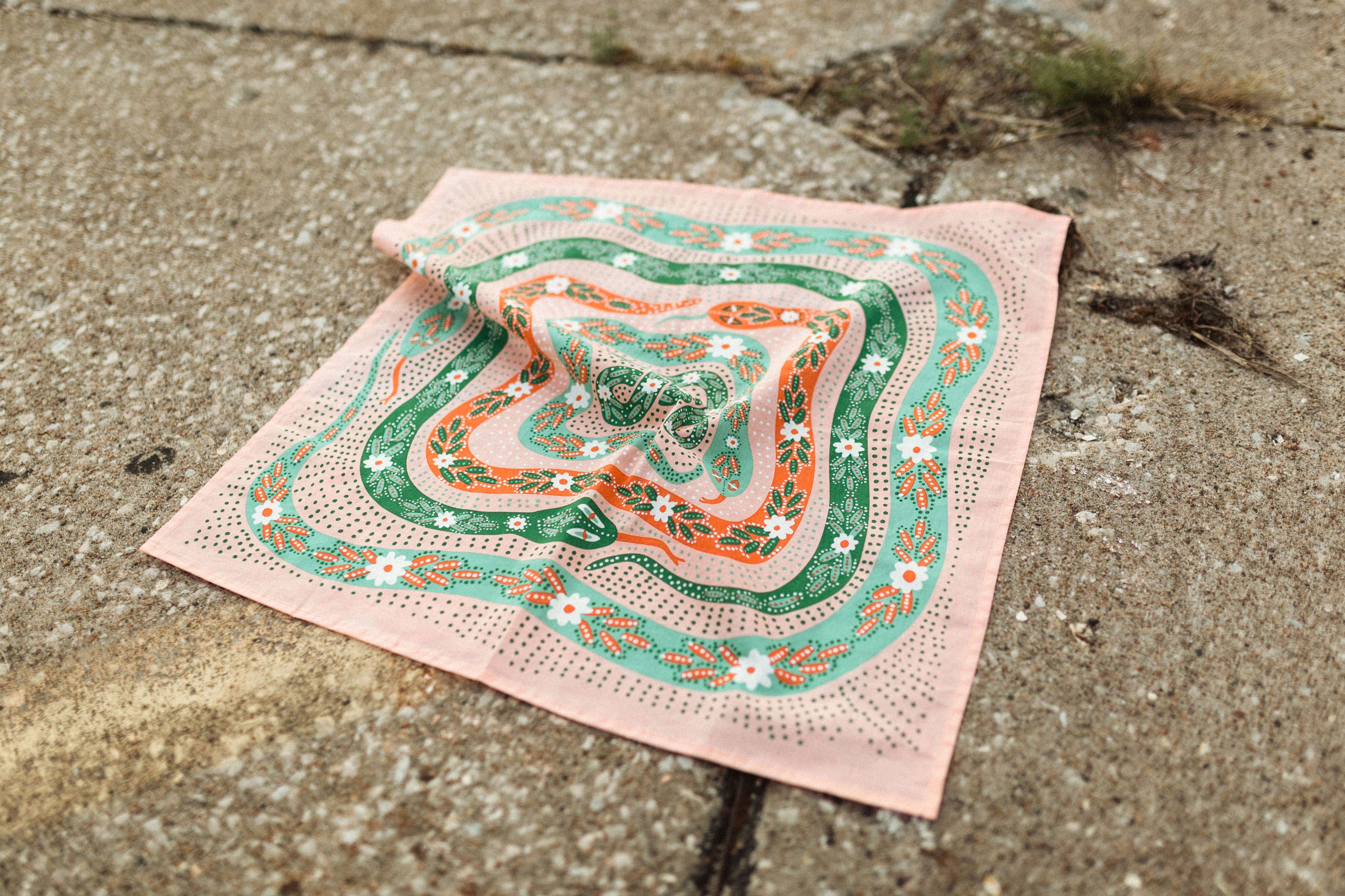 Snakes Pink