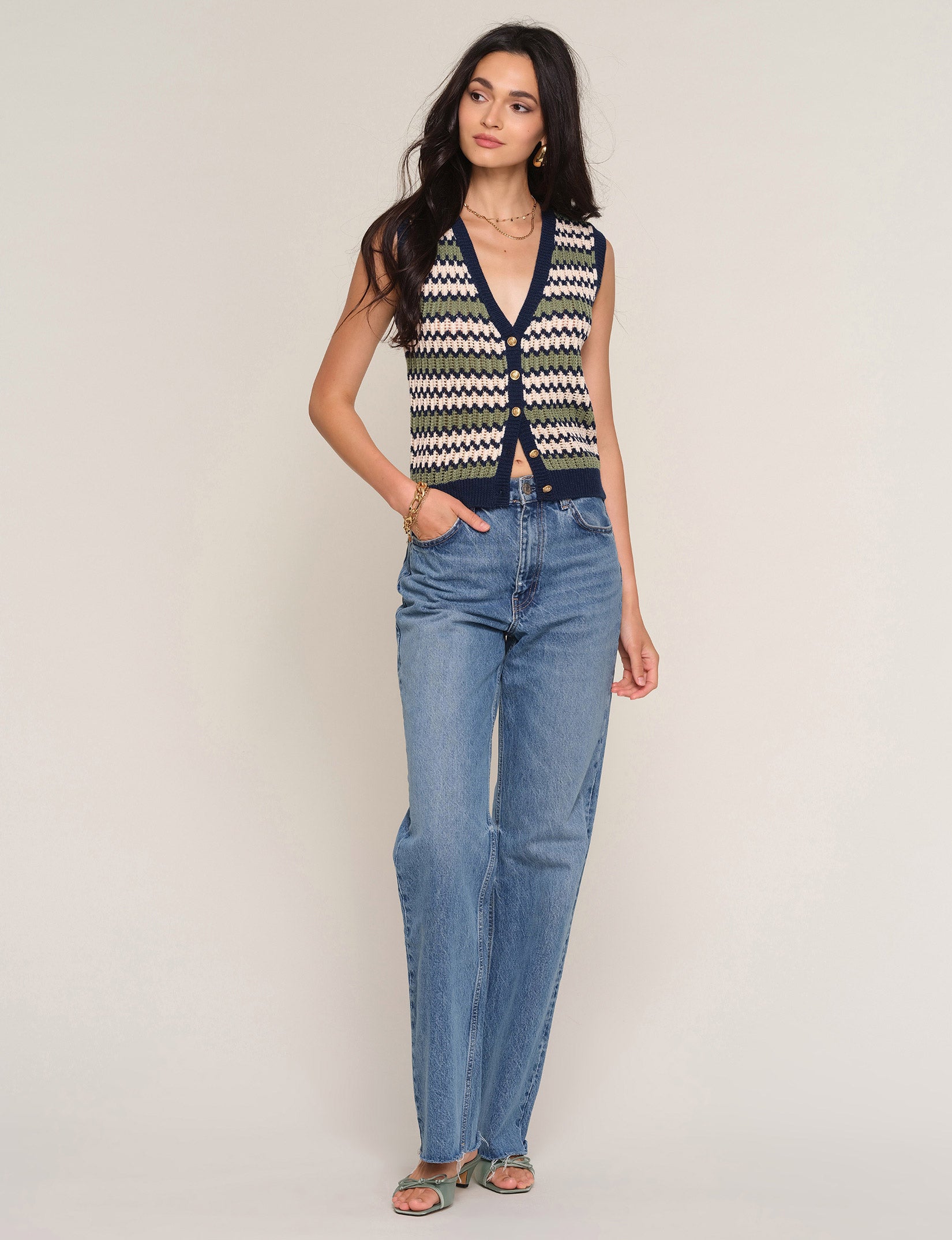 Eleni Vest