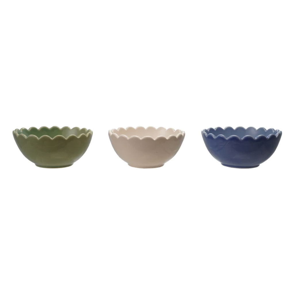 Stoneware Scalloped Bowl - Medium