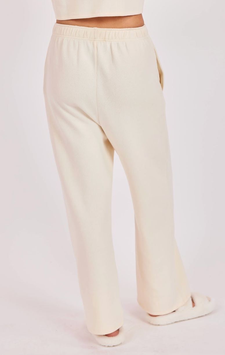 Relaxed Stay Wide Leg Pants