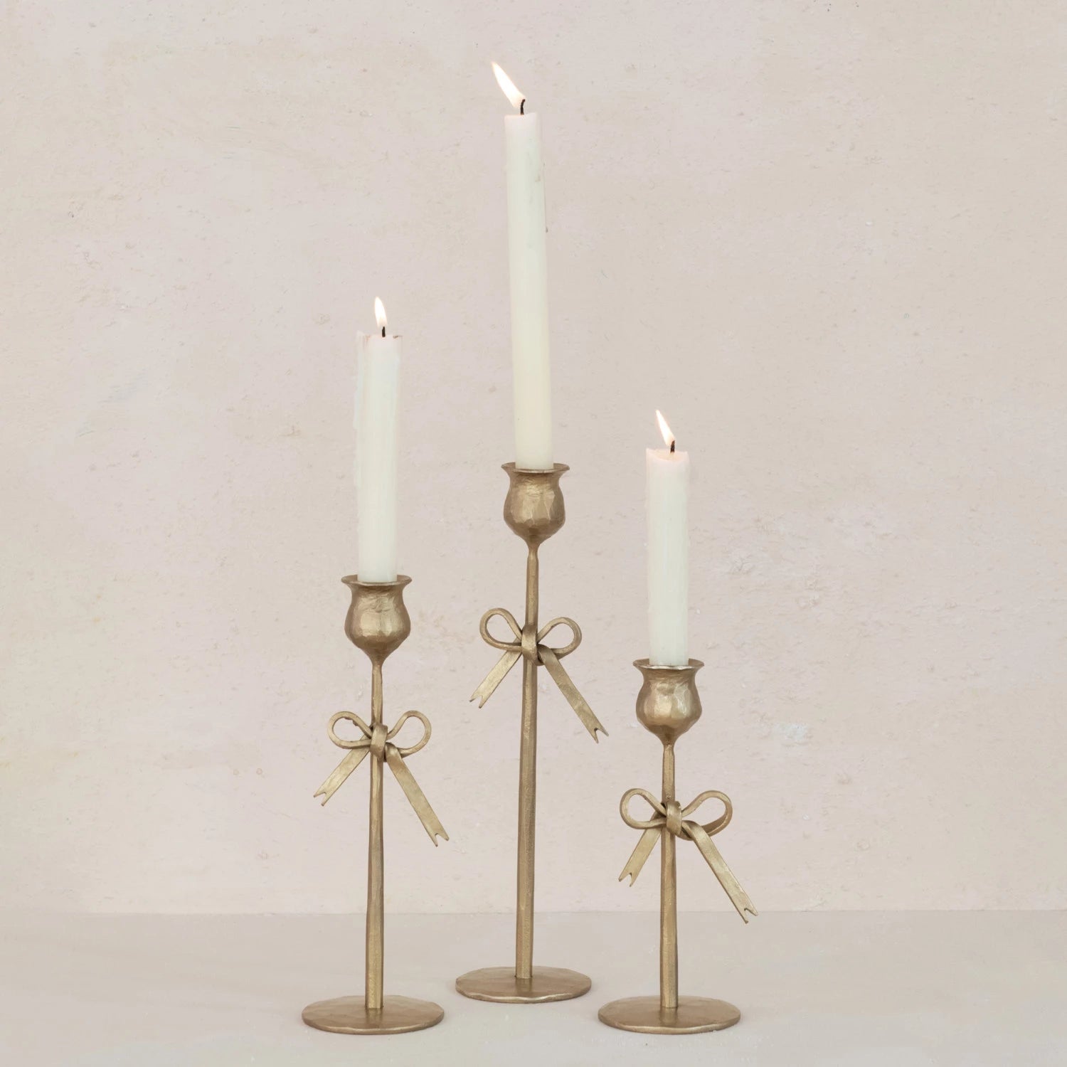 Bow Antique Gold Taper Holder