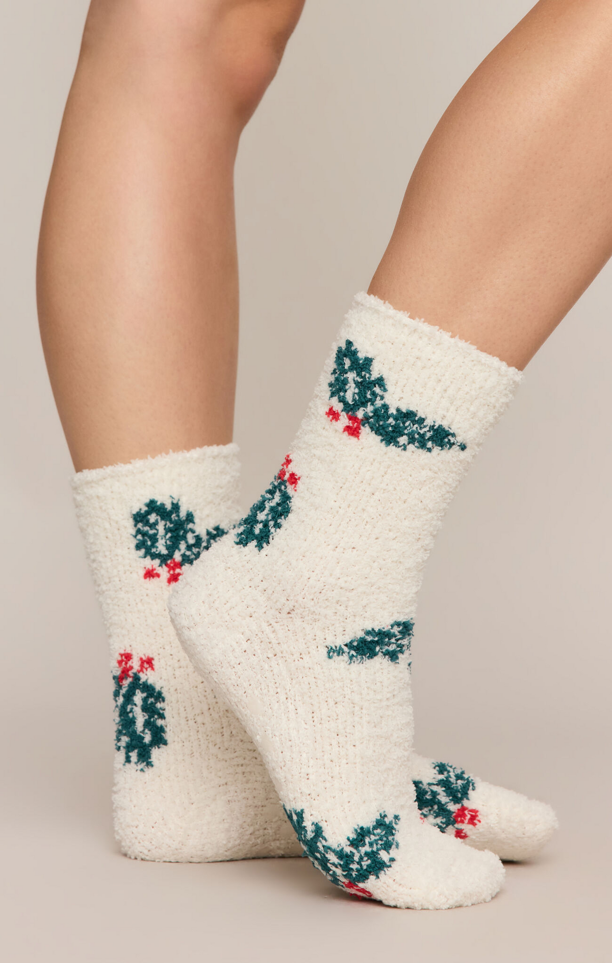 Vanilla ice merry socks set, cream crew socks with green trees and red accents