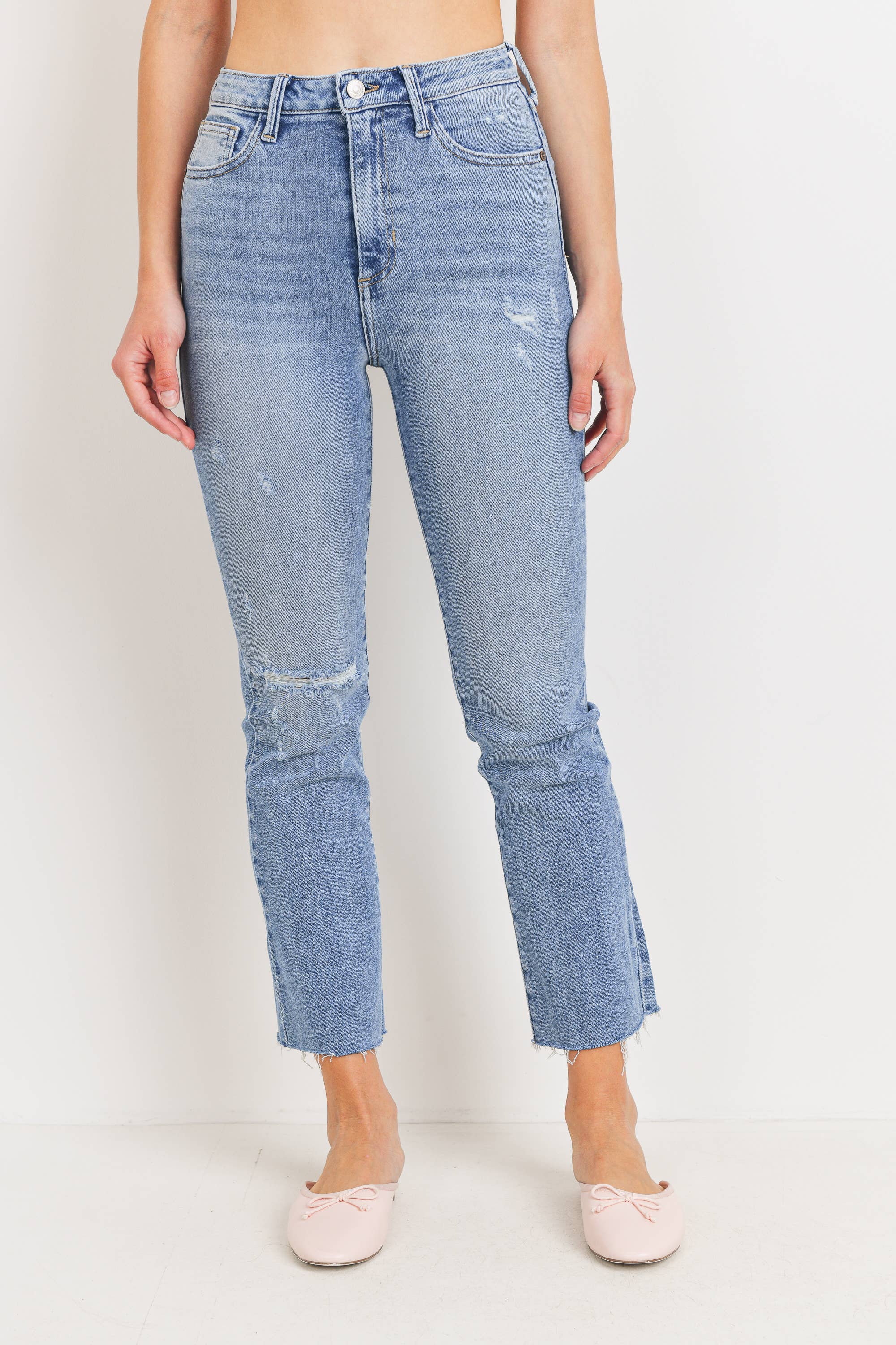 The Vintage Slim Straight - Medium Denim | Lilla & Beth
